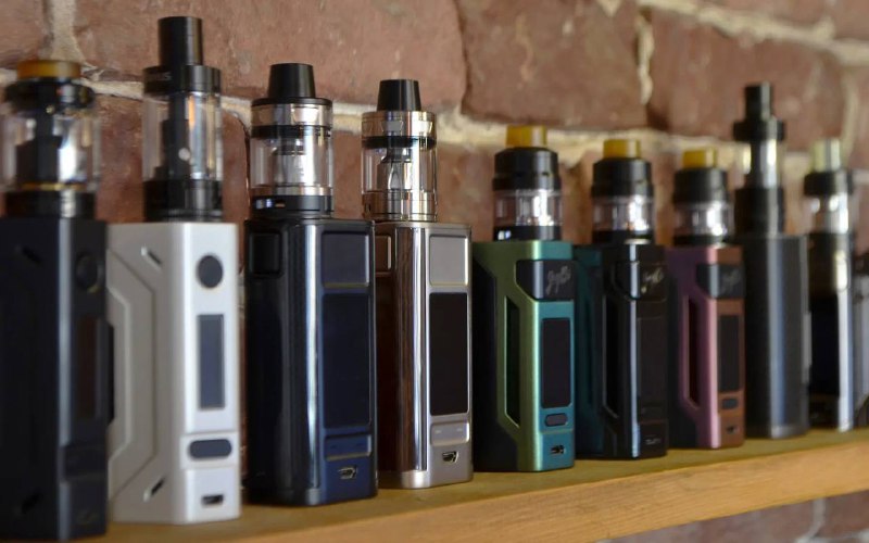 В России хотят в кратчайшие сроки ввести полный запрет на вейпы