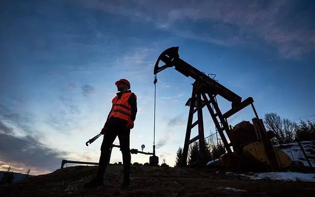 Венгрия сохранила исключение из санкций на импорт российской нефти, Болгария просит о том же